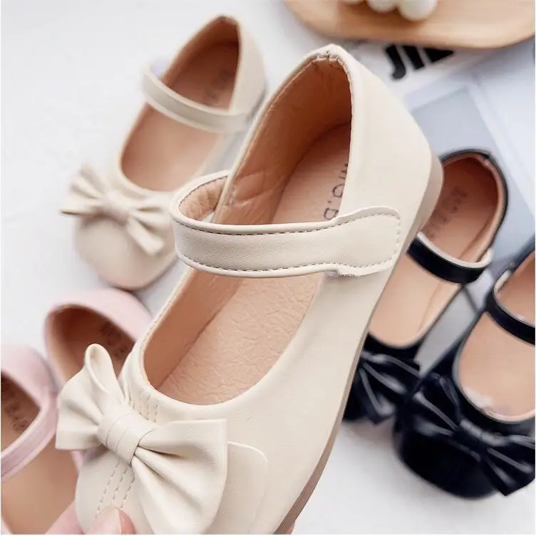 Обувки-боб за момичета; колекция 2023 г.; сезон пролет-есен; нови детски малки кожени обувки в западен стил подметка; модерни, универсални тънки обувки за момичета